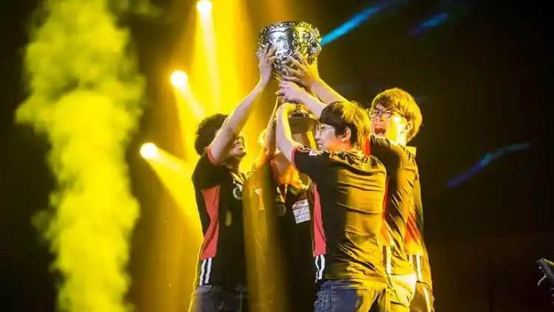 LoL Worlds 2026参赛队伍有哪些？名额分配与晋级路径解析